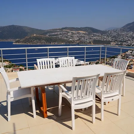 Esen Villa *