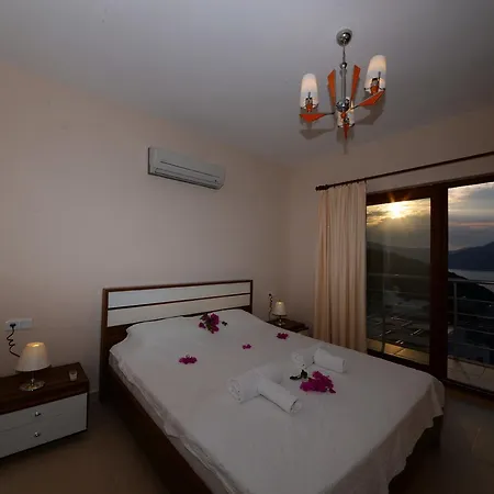 Esen Villa *