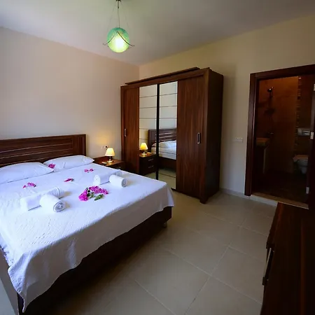 Esen Villa *
